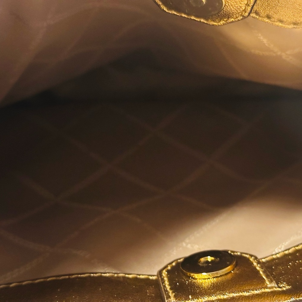 Michael Kors Metallic Gold Chevron Shoulder Bag - Picture 5 of 9